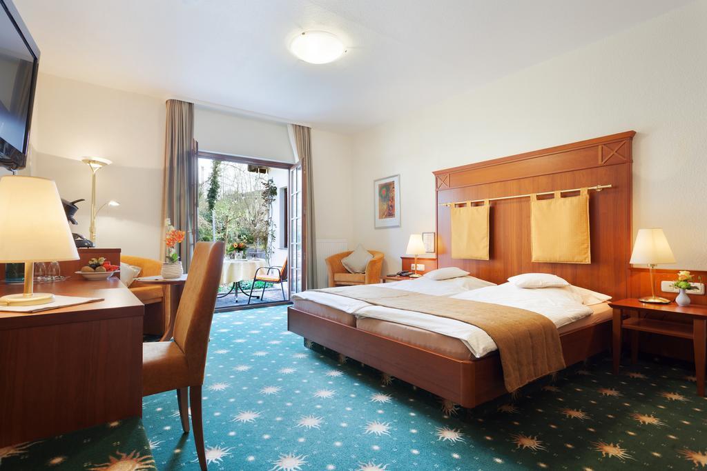 Hotel Restaurant Sonnenhof Weyerbusch Dış mekan fotoğraf