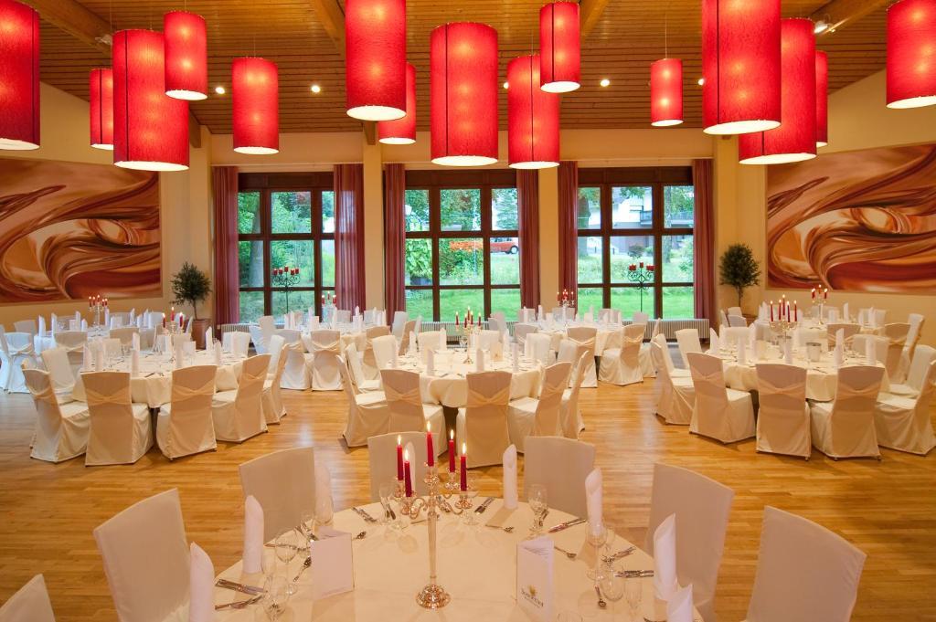 Hotel Restaurant Sonnenhof Weyerbusch Dış mekan fotoğraf