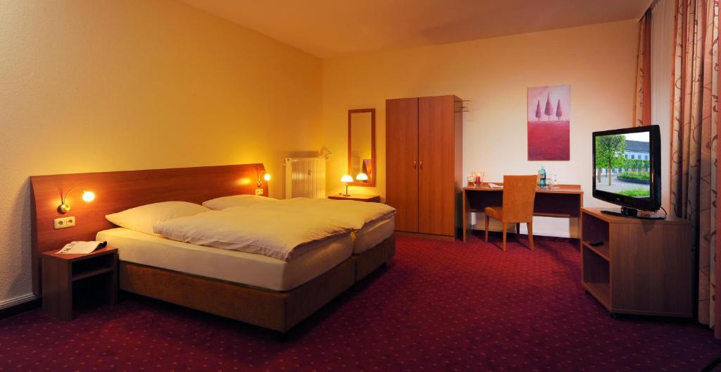 Hotel Restaurant Sonnenhof Weyerbusch Oda fotoğraf