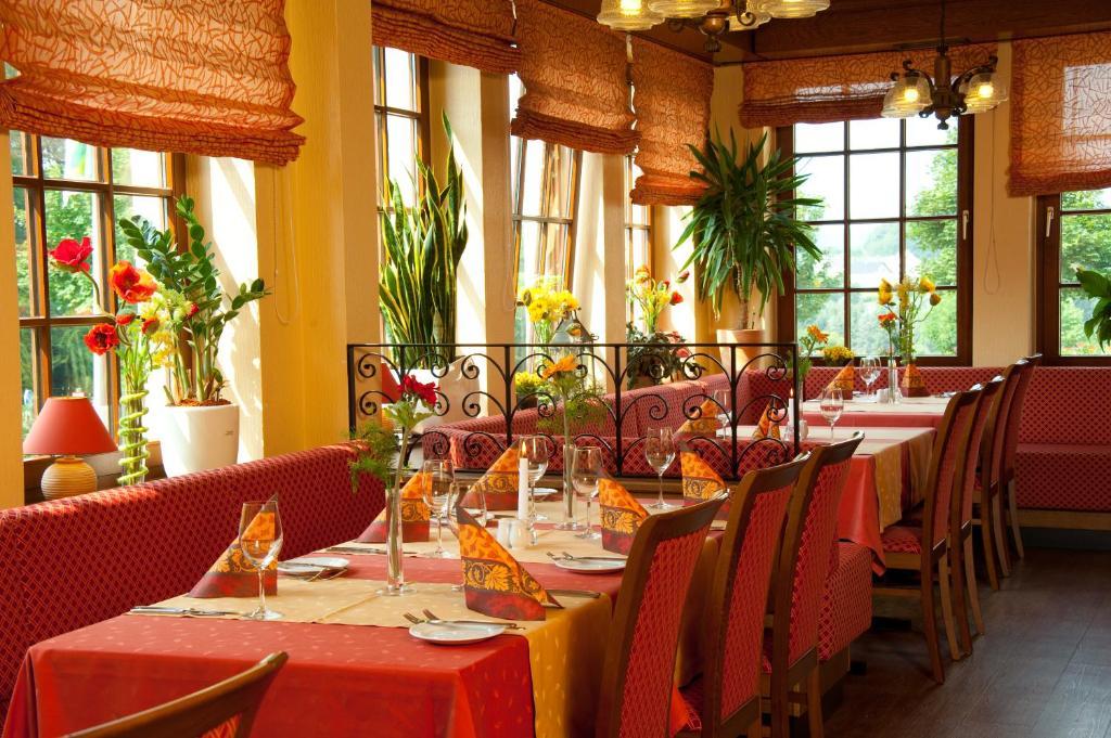 Hotel Restaurant Sonnenhof Weyerbusch Dış mekan fotoğraf