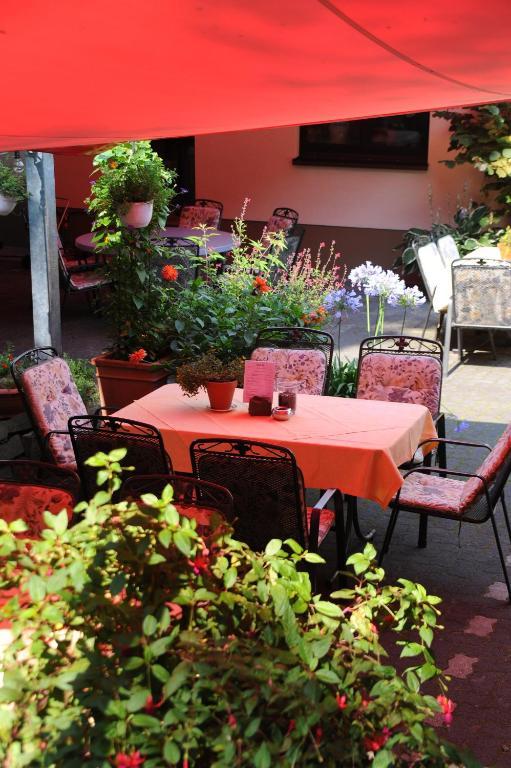 Hotel Restaurant Sonnenhof Weyerbusch Dış mekan fotoğraf